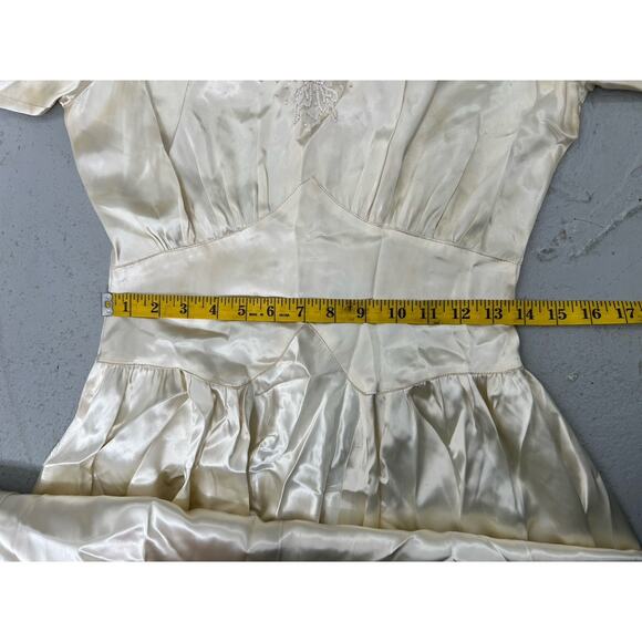 Vintage 40s Ivory Liquid Satin Wedding Dress Train Beaded Bodice Size Small - Picture 15 of 16